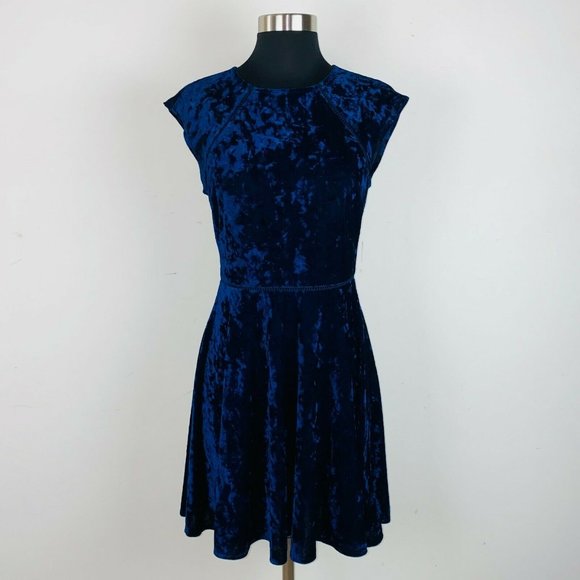 B Darlin Blue Velvet Sleeveless A - Line Dress Juniors 7/8 - Picture 1 of 7